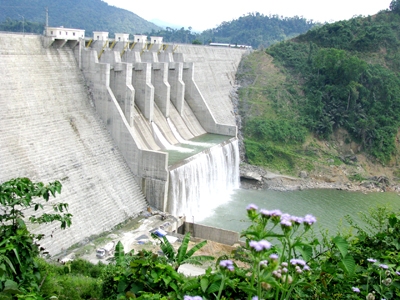 Đập[-]thủy[-]điện[-]Đăkmi[-]4.[-]ảnh:[-]Nam[-]Cường